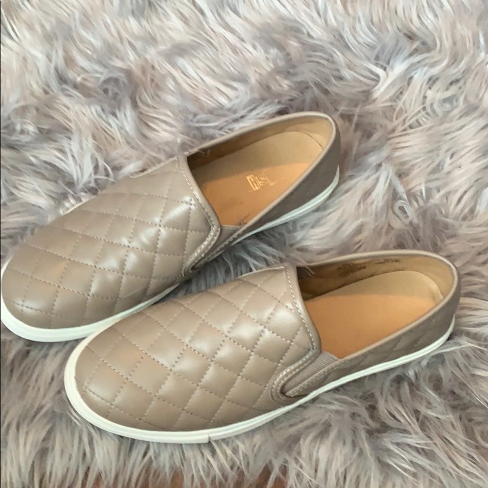 Slip on size 9 Shoes!